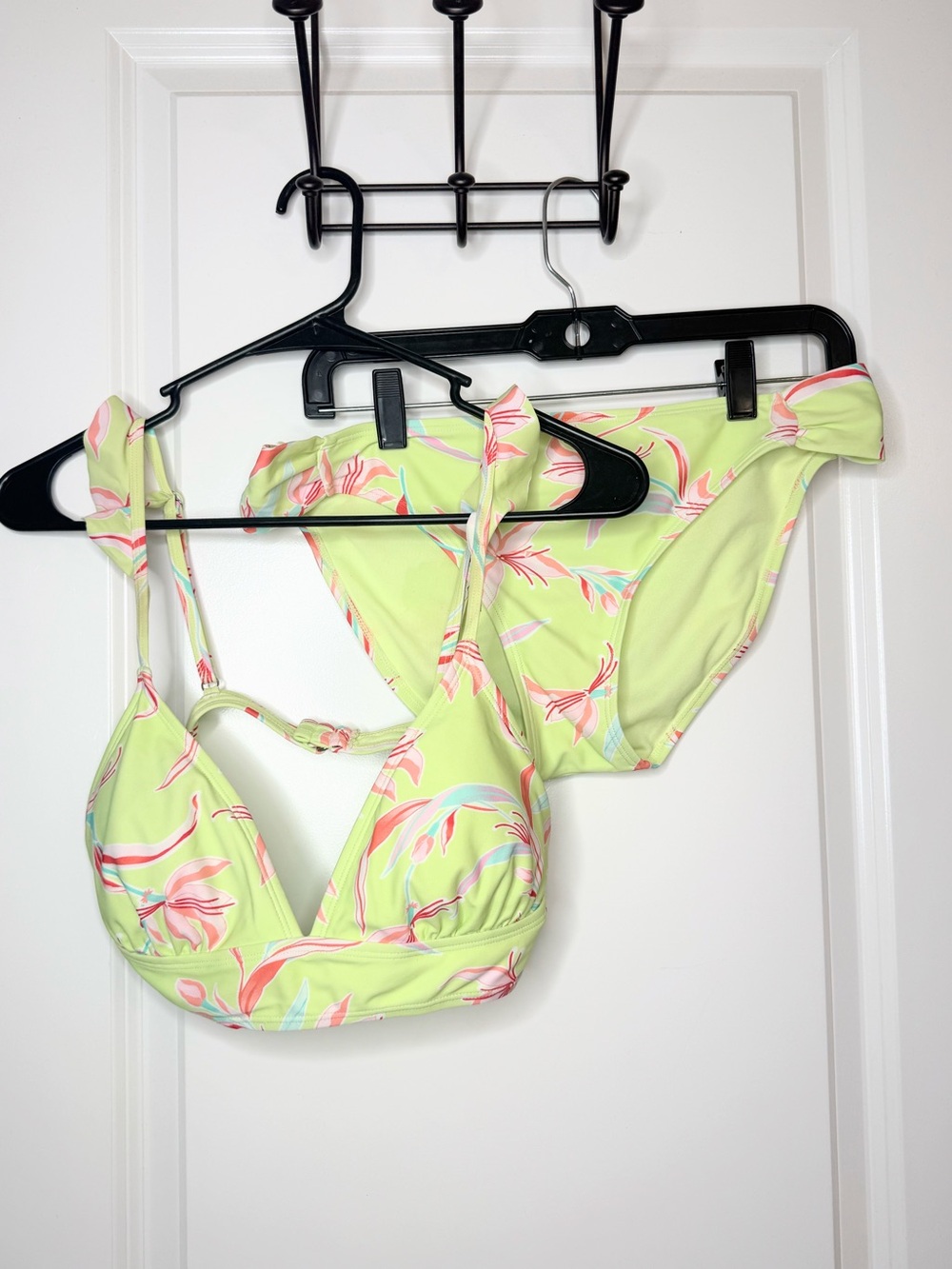 Ninety-Nine Bikini Set Large Lime Green Floral 2 Piece Swimsuit Women’s L